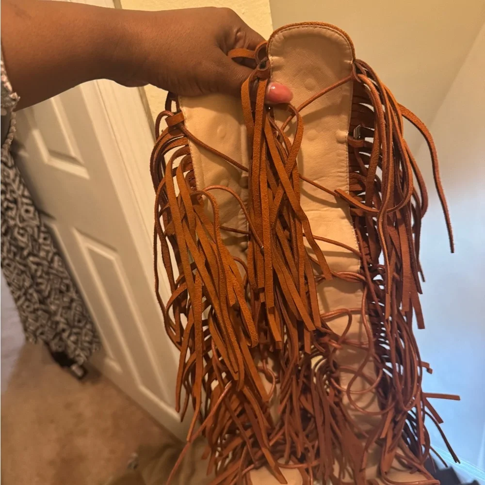 Fringed Suede sandals with Turquoise Accents - Picture 3 of 8